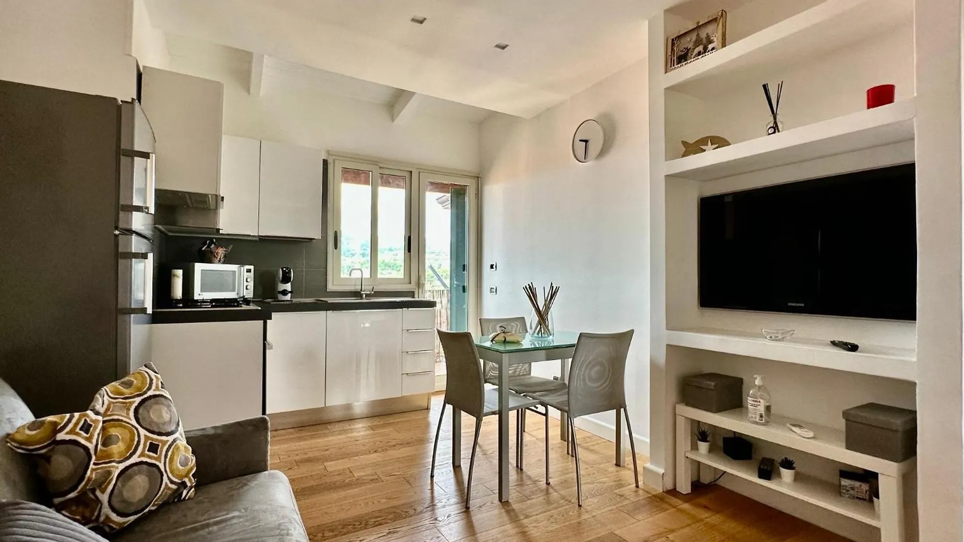 Suite Delicia Apartment - Attico con Terrazza Napoli